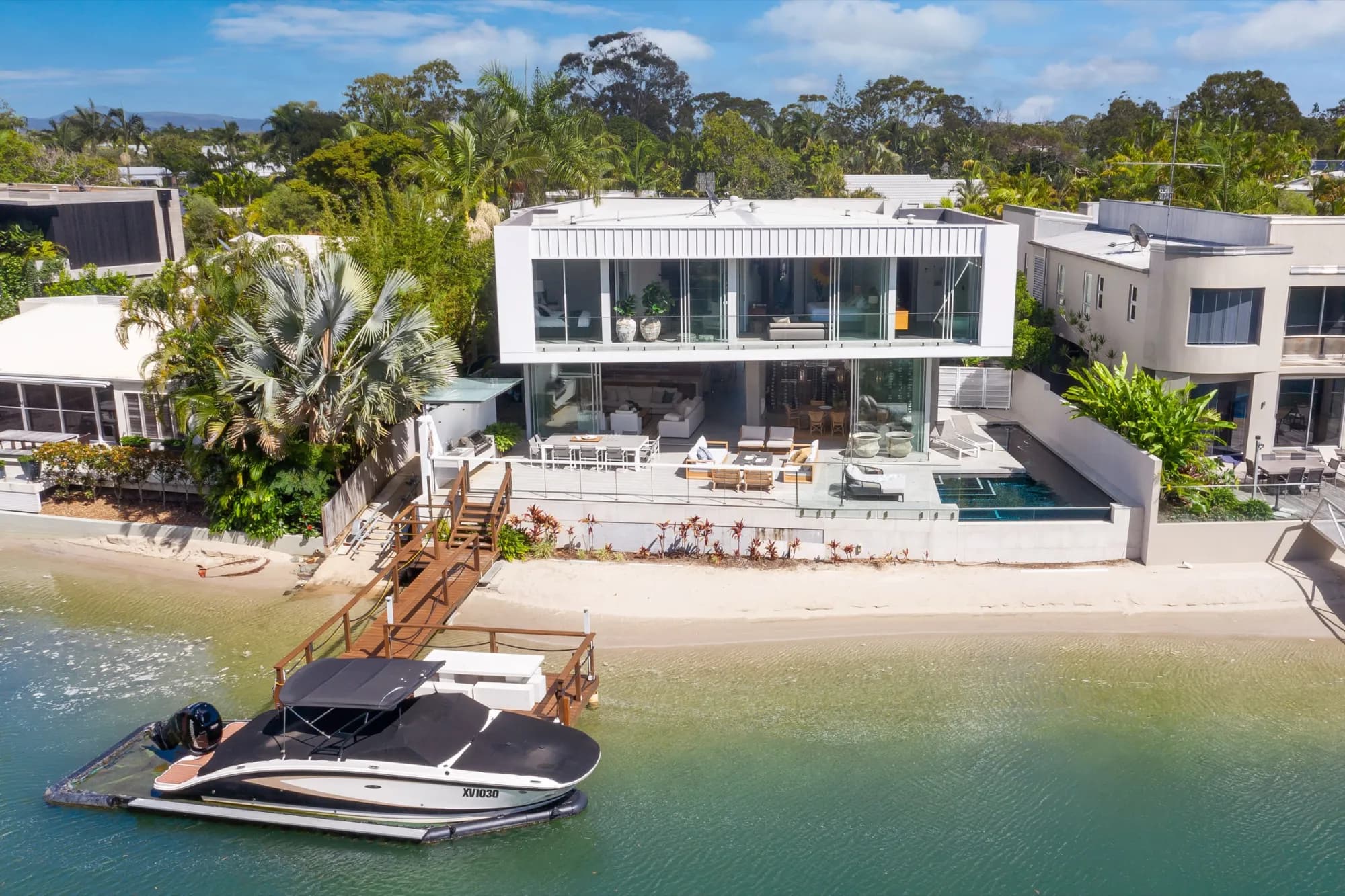 Club 33 Noosa